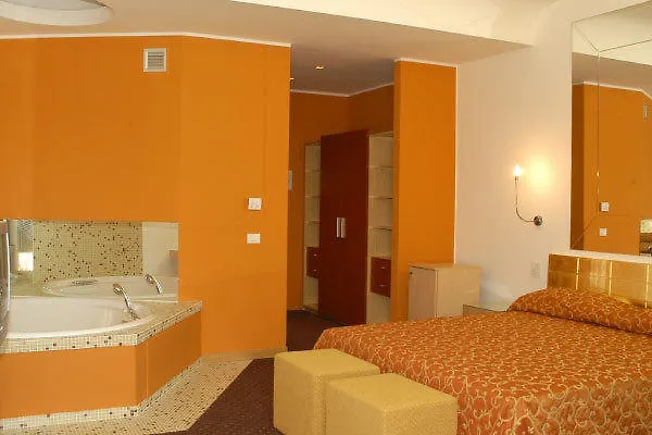Motel Grand Park 4*